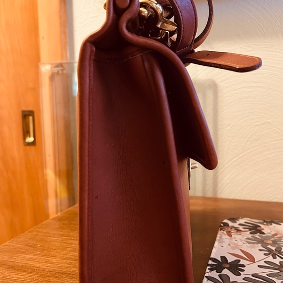 Coach Vintage Brown Willis Purse - Picture 9 of 16
